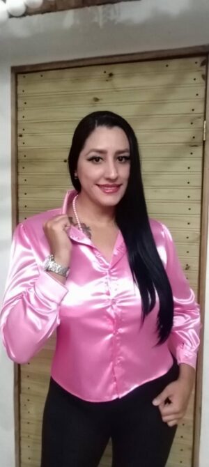Blusa satinada rosa